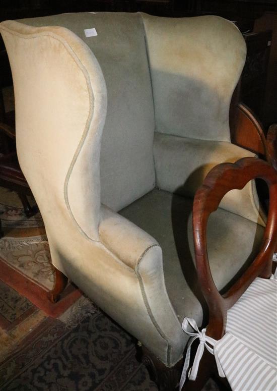Wing armchair
